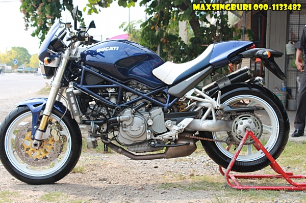 แม็กสิงห์บุรี//DUCATI S4R ปี2005 สภาพสวยมากๆ พร้อมท่อ ARROW เสียสรรพาสมิตรแล้ว 235000 ด่วน