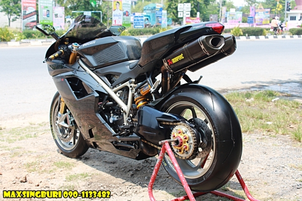 แม็กสิงห์บุรี//DUCATI 1198 S ปี2010 สภาพนางฟ้า OHLINS ทั้งคัน ของแต่งเพียบ ทะเบียนแท้ 685000