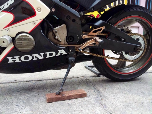 ต้ำพระราม2 ขายHONDA CBR 400 แฟริ่งแต่ง RC212 สวยๆเก็บงานเรียบร้อย ทะเบียนแท้โอนขนส่งภาษี 57 พรบ.ประกันคุ้มครองครบ