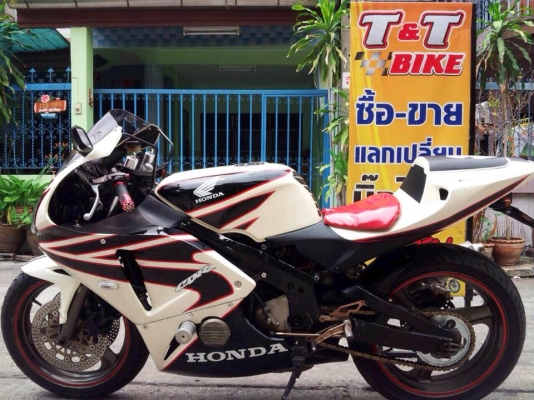 ต้ำพระราม2 ขายHONDA CBR 400 แฟริ่งแต่ง RC212 สวยๆเก็บงานเรียบร้อย ทะเบียนแท้โอนขนส่งภาษี 57 พรบ.ประกันคุ้มครองครบ