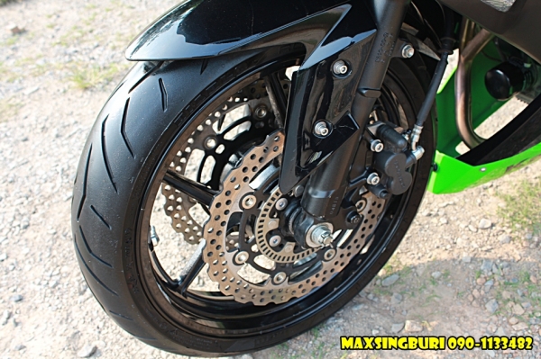 แม็กสิงห์บุรี//KAWASAKI NINJA250 ปี2013 แต่งซิ่งๆ ล้อโต ดิสหน้าคู่ แต่งเพียบ ทะเบียนพร้อม147000 แม็กสิงห์บุรี//KAWASAKI NINJA250 ปี2013 แต่งซิ่งๆ ล้อโต ดิสหน้าคู่ แต่งเพียบ ทะเบียนพร้อม147000