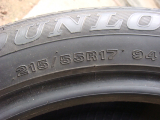 ขายยาง Dunlop sp sport ขนาด 215/55/17  ยางปี 13