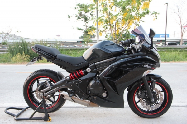 ขาย Kawasaki ninja 650 ABS รุ่นปี 2012 วิ่งเพียง 7000โล ทะเบียนพร้อมโอน