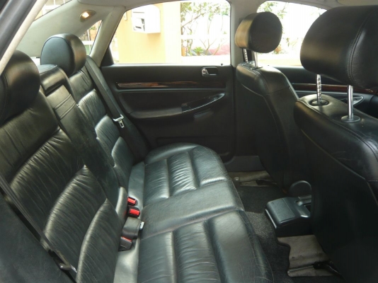 AUDI A4 1.8 รถบ้านมือเดียว สภาพพร้อมใช้ที่สุด