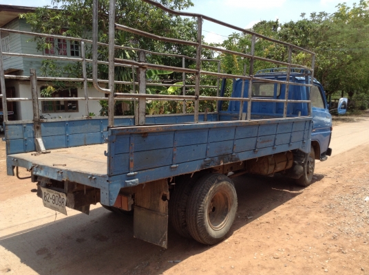 ขาย 6 ล้อ TOYOTA BU30 85 แรงม้า เครื่องฟิตใหม่ มีสโลว์กลาง คัสซีสวย พื้นกระบะเหล็กตงเหล็ก ทะเบียนพร้อมโอนครับ