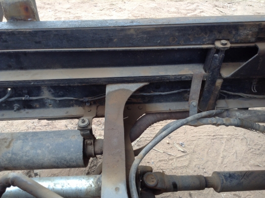 ขาย 6 ล้อดั้ม KM310 วางเครื่อง 1W ตัวเดียวกันกับ WO4D 117 แรงม้าแต่ยังเป็นลิขสิทธิ์ของ TOYOTA คัสซีสวย คานหน้า 6 น็อต เฟืองท้าย F พวงมาลัยพาวเวอร์ ทะเบียนชุดโอนพร้อมโอนครับ