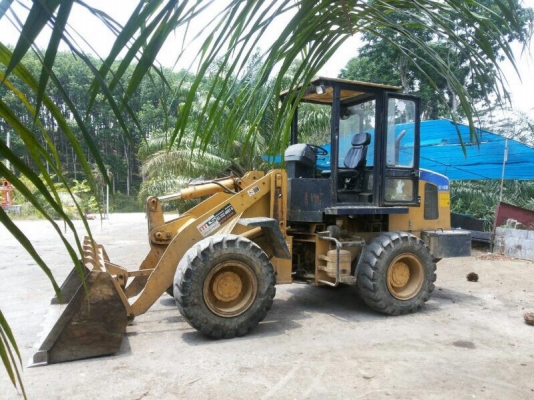 รถตัก 616B  ( รถใช้งาน 2500 ซม. )  สนใจติดต่อ 081 - 6079515