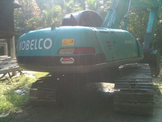 รถแบคโฮ KOBELCO  200 - 5  ( รุ่น ค๊อปเตอร์ V1. ) , ( ขายคู่  รถ โตโยต้า 4 ประตู )  สนใจติดต่อ 081 - 6079515