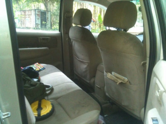 รถแบคโฮ KOBELCO  200 - 5  ( รุ่น ค๊อปเตอร์ V1. ) , ( ขายคู่  รถ โตโยต้า 4 ประตู )  สนใจติดต่อ 081 - 6079515