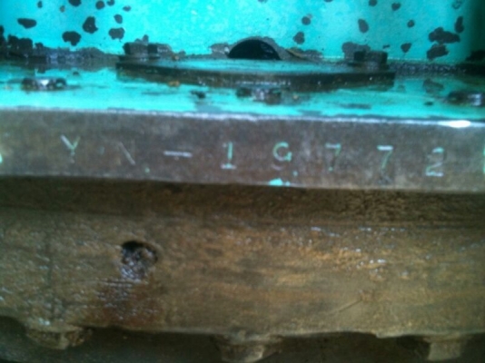 รถแบคโฮ KOBELCO  200 - 5  ( รุ่น ค๊อปเตอร์ V1. ) , ( ขายคู่  รถ โตโยต้า 4 ประตู )  สนใจติดต่อ 081 - 6079515