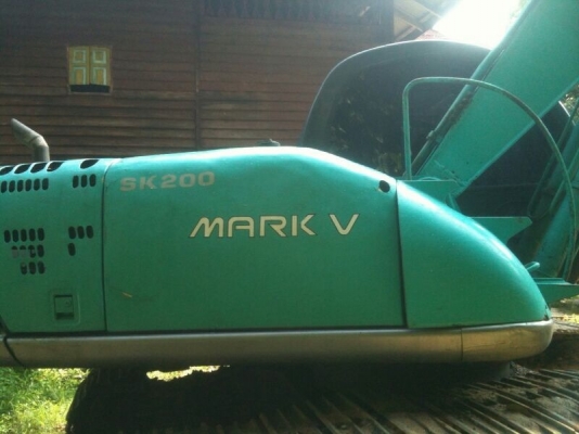 รถแบคโฮ KOBELCO  200 - 5  ( รุ่น ค๊อปเตอร์ V1. ) , ( ขายคู่  รถ โตโยต้า 4 ประตู )  สนใจติดต่อ 081 - 6079515