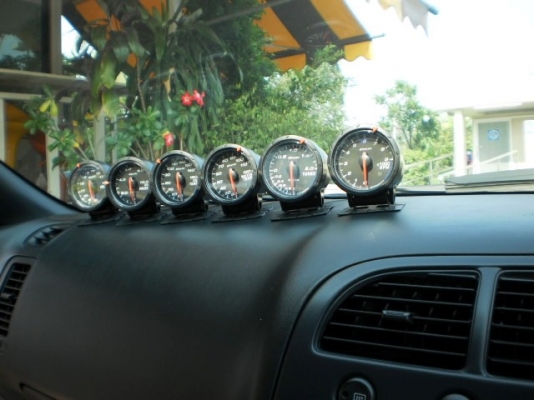 TOYOTA  WISH 2.0Q LIMITED TOPสุด ปี2004 AUTO สีดำ