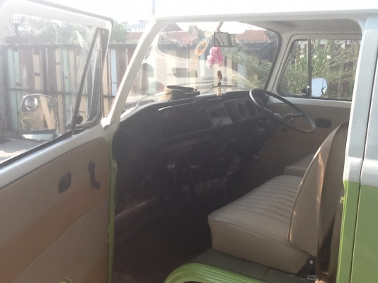 ขายโฟร์คตู้หัวแตงโม ไฟเลี้ยวบน ปี1974 ราคา219,000บาท