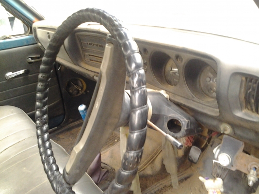 ขายด่วนๆ ช้าง สามหมื่นถ้วน มาเอาเลย ขายด่วนๆ ช้าง สามหมื่นถ้วน มาเอาเลย