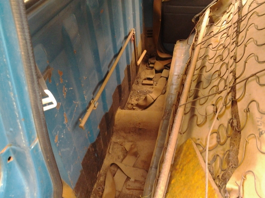 ขายด่วนๆ ช้าง สามหมื่นถ้วน มาเอาเลย ขายด่วนๆ ช้าง สามหมื่นถ้วน มาเอาเลย