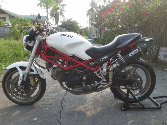 DUCATI M900 ของแต่งเต็มลำ เครื่องดีแรงเลยครับ