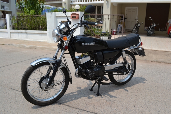 Suzuki TS125 ทำใหม่ทั้งคัน สภาพดี พร้อมทะเบียน