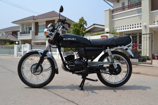 Suzuki TS125 ทำใหม่ทั้งคัน สภาพดี พร้อมทะเบียน