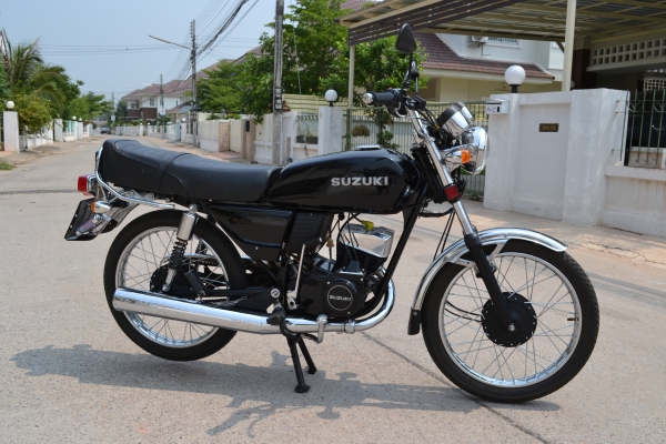 Suzuki TS125 ทำใหม่ทั้งคัน สภาพดี พร้อมทะเบียน