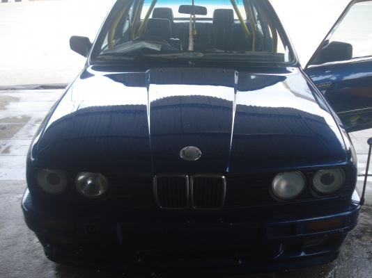 ขายซากตัวถัง BMW E30 2ประตู ขายซากตัวถัง BMW E30 2ประตู