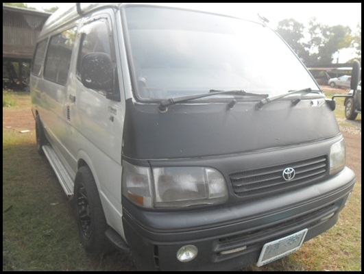 ขายด่วน!!! รถตู้หัวจรวด หลังคาสูง