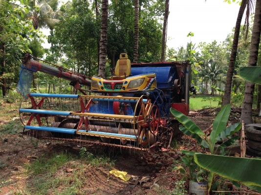 รถเกี่ยวข้าว