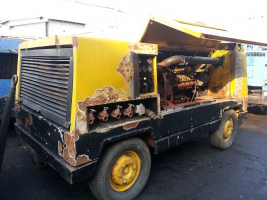 ขายเครื่องปั้มลม 700 CFM เครื่องยนต์ CATERPILLAR 3208 สกรู Atlas ลม 8.5 Bar พร้อมใช้งานลมเร็ว