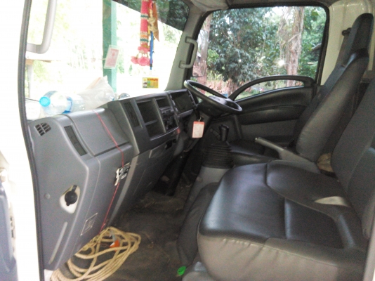 ขายดาวน์รถ 6 ล้อรั้วกระบะคาร์โก้ ISUZU NMR 130 แรงม้าปี 2555 รถวิ่ง 68744 กิโลเมตร ขายดาวน์ 280000 ผ่อนต่อ 17400 X 27 = 469800 ราคารวม 749800