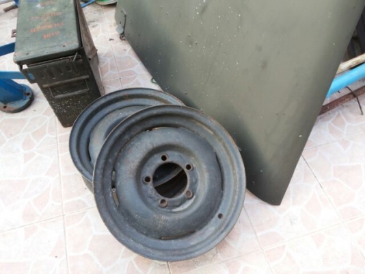 (ฝากะโปง + ล้อ รถ LAND series) ถูก ทั้งหมด 2,800 บาท (ฝากะโปง + ล้อ รถ LAND series) ถูก ทั้งหมด 2,800 บาท