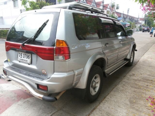 MITSU G WAGON 4 WD สวยมาก ใช้มา 8.6 หมื่น กิโล เดิมทั้งคัน  ** ( พิเศษ 260,000 ) **