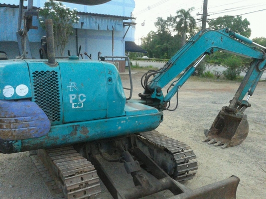 ขายรถขุด KOMATSU  PC25-1 เครื่องดีปั้มแรง