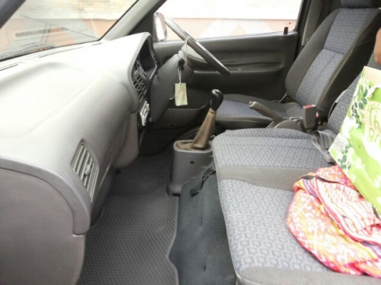 รถตู้ KIA ปี 2004 สวยเดิมๆ มือเดียว ใช้น้อยครับ