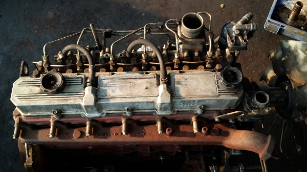 ขายเครื่องยนต์ mitsubishi s6s ปั๊มเรียง ขายเครื่องยนต์ mitsubishi s6s ปั๊มเรียง