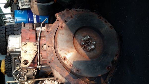 ขายเครื่องยนต์ mitsubishi s6s ปั๊มเรียง ขายเครื่องยนต์ mitsubishi s6s ปั๊มเรียง