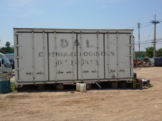 ขายตู้แห้ง 10 บาน ยาว 6.20 ม.100000