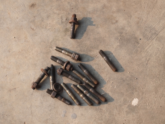 คอท่อไอเสียเดิม Benz 190E