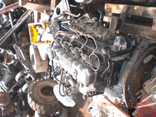 ขายเครื่องยนต์ isuzu c240 ปั๊มแถว