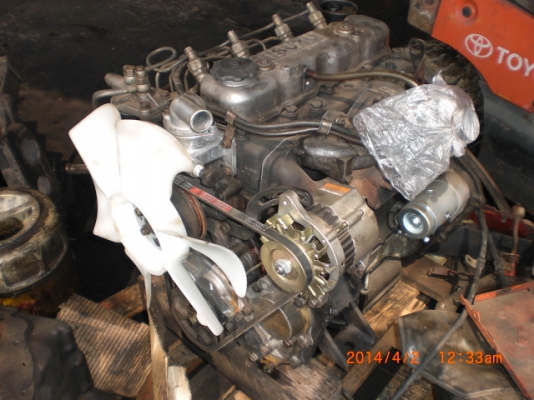 ขายเครื่องยนต์ isuzu c240 ปั๊มแถว