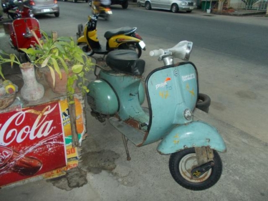 ขาย Vespa 64 สภาพเดิมๆ แห้งๆ ซื้อไปขี่เล่นแถวบ้าน ขาย Vespa 64 สภาพเดิมๆ แห้งๆ ซื้อไปขี่เล่นแถวบ้าน