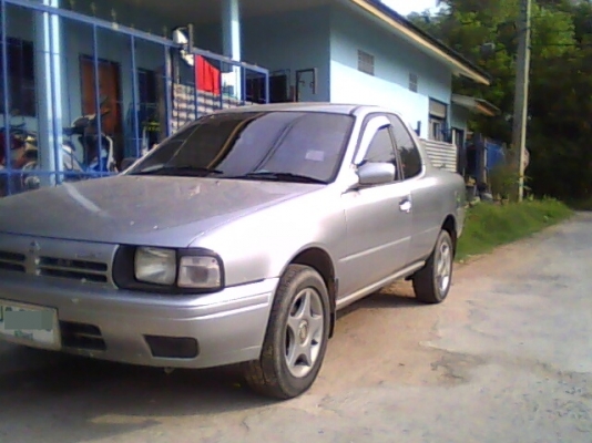 NISSAN NV QUEENCAB 1.6 SL MT ปี 2000 ขายด่วนคับ