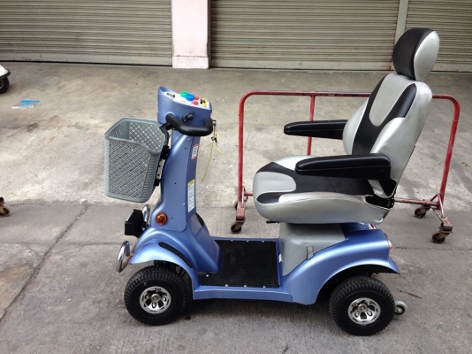 รถไฟฟ้าผู้สูงอายุ