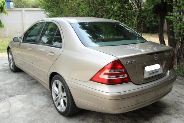 2003BENZ C180 1.8 KOMPRESSOR CLASSICโฉม W203
