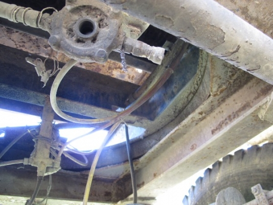 หางพ่วงดั้มพ์สองเพลาของสามมิตร หางพ่วงดั้มพ์สองเพลาของสามมิตร