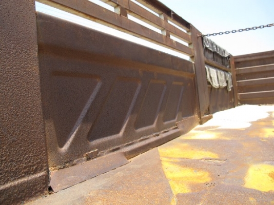 หางพ่วงดั้มพ์สองเพลาของสามมิตร หางพ่วงดั้มพ์สองเพลาของสามมิตร