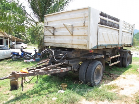 หางพ่วงดั้มพ์สองเพลาของสามมิตร หางพ่วงดั้มพ์สองเพลาของสามมิตร
