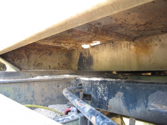 หางพ่วงดั้มพ์สองเพลาของสามมิตร หางพ่วงดั้มพ์สองเพลาของสามมิตร