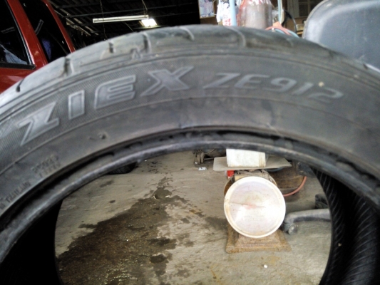 ขายยางมือสอง ขอบ 17 FALKEN สวยๆ 1คู่