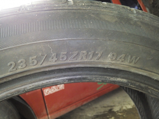 ขายยางมือสอง ขอบ 17 FALKEN สวยๆ 1คู่