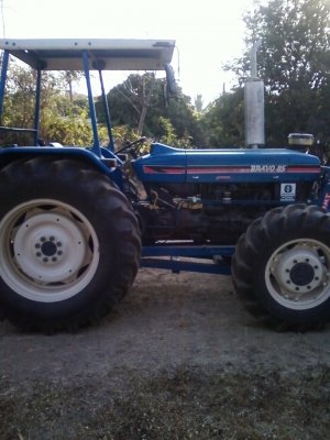 รถไถ FORD 6610