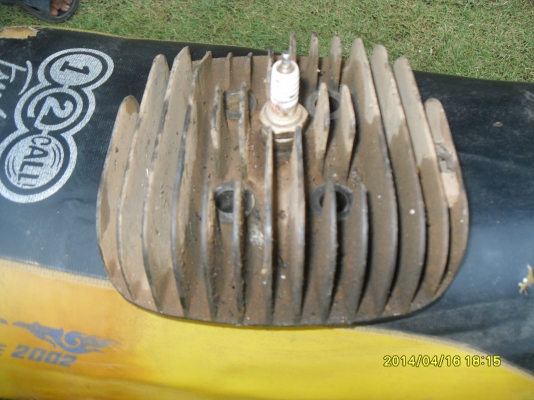 หาบมาขายครับ DT100 อะไหล่ครบๆ 4,500.-(หรือไว้เป็นอะไหล่สำรอง)